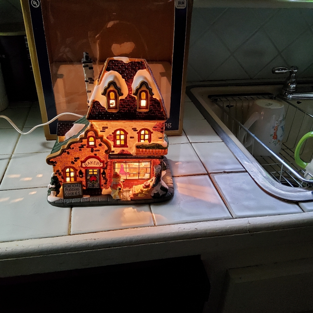 Lighted Victorian Christmas Village Shop